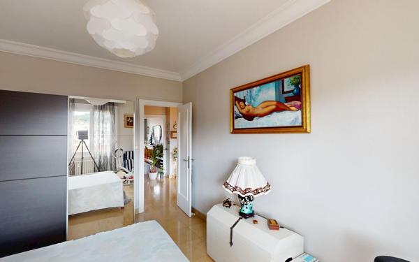 Appartement à vendre    2 pièces • 60,56 m2 Saint-Étienne