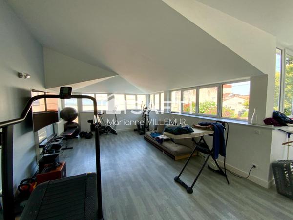 Maison centre d'Agen avec jardin, piscine, garage et cave