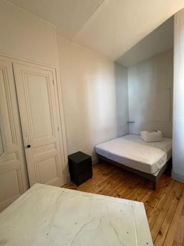Location appartement Saint-Étienne - 2 pièce(s) - 60 m² - 560 € / mois