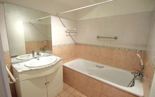 Appartement à vendre    3 pièces • 64,81 m2 Cannes