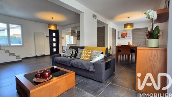 Maison à vendre 5 pièces 102 m² Roissy-en-Brie