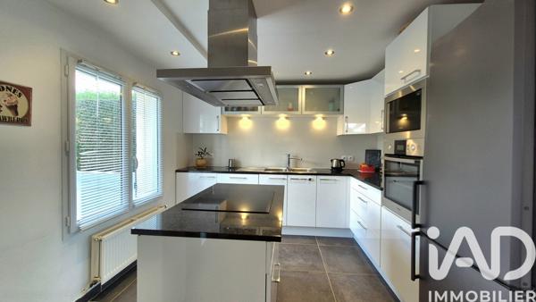 Maison à vendre 5 pièces 102 m² Roissy-en-Brie