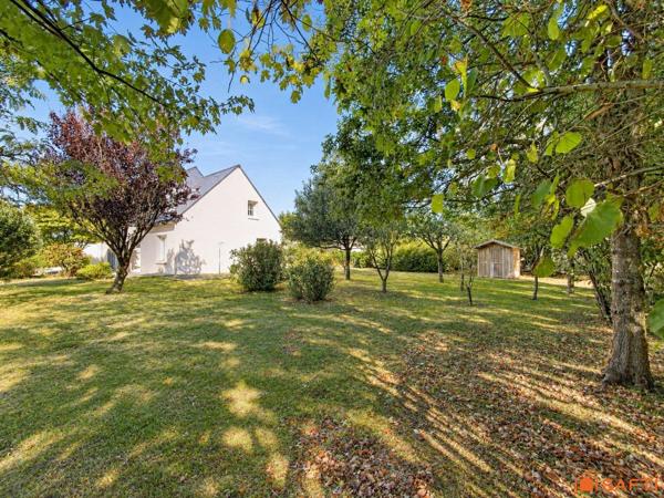 Mousterlin, familiale de 218 m², 5 ch, terrain 1 751 m²