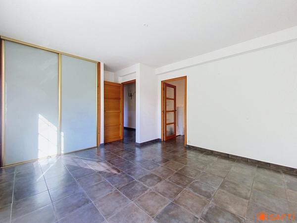 Mousterlin, familiale de 218 m², 5 ch, terrain 1 751 m²