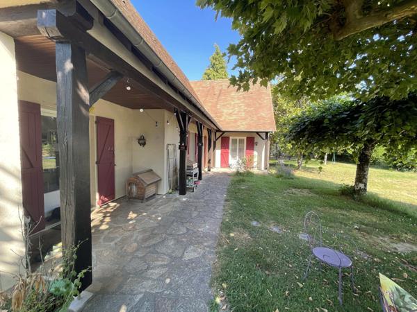 Grande maison sans vis à vis à 2 min de tout.