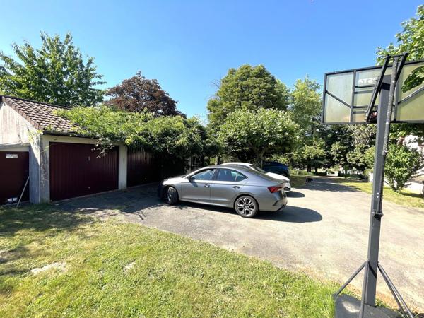 Grande maison sans vis à vis à 2 min de tout.