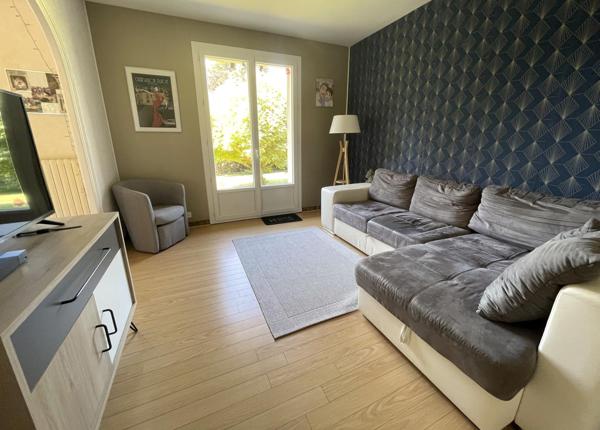 Grande maison sans vis à vis à 2 min de tout.