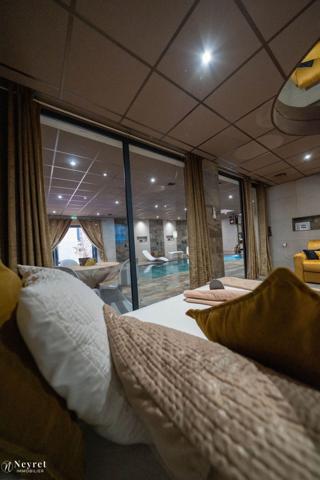 Saint-priest-en-jarez appartement 316M2 type maison de plain pied avec terrasse garage parking