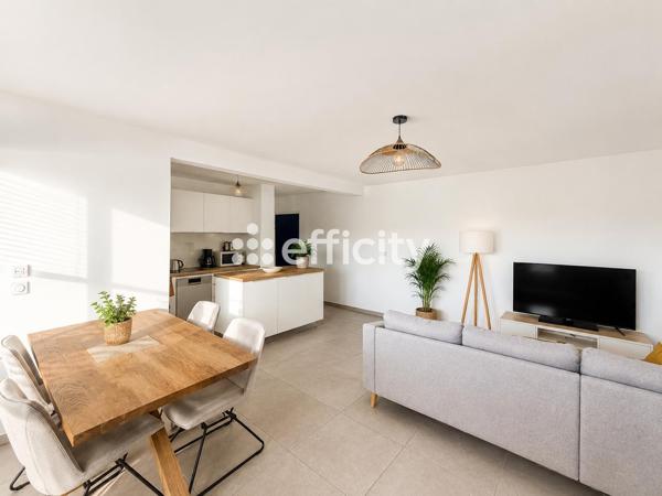 Appartement
         3 pièces
        - 70 m² 350 000 € *