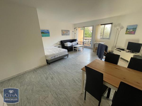 Appartement à louer 1 pièce 41.11m²