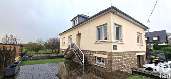 Maison traditionnelle 6 pièces de 179 m² à Romagné (35133)