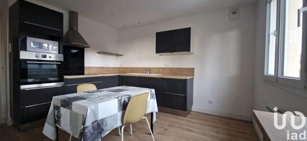 Maison traditionnelle 6 pièces de 179 m² à Romagné (35133)