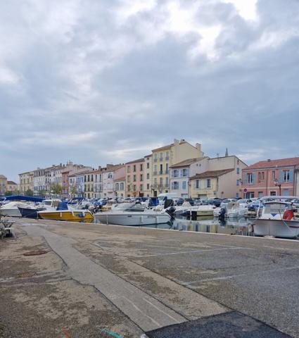 MAGNIFIQUE APPARTEMENT DE TYPE 3 SUR LA PRESQU'ïLE DE MARTIGUES 1 150 € / mois C.C.*