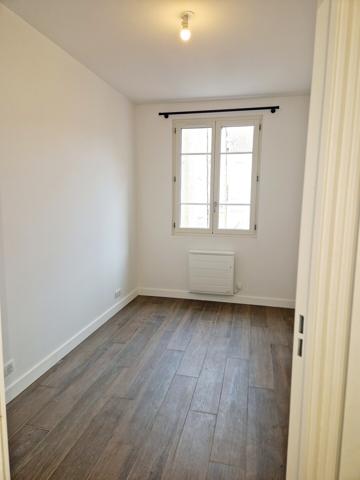 MAGNIFIQUE APPARTEMENT DE TYPE 3 SUR LA PRESQU'ïLE DE MARTIGUES 1 150 € / mois C.C.*