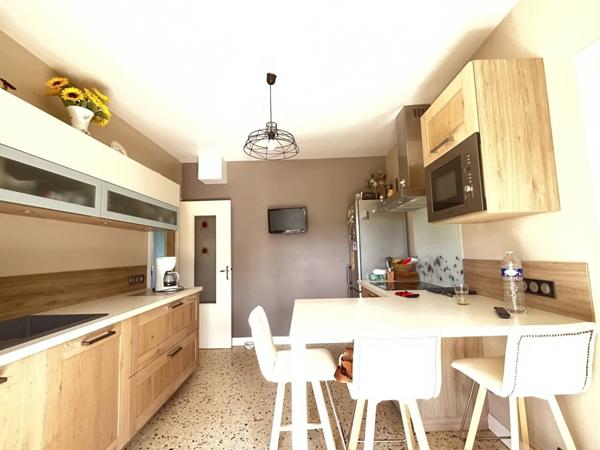 Maison à vendre 3 pièces de 94 m²