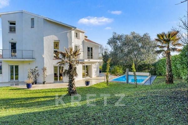 Maison d’architecte 220m2, terrain 1100m2, aux portes de Toulouse