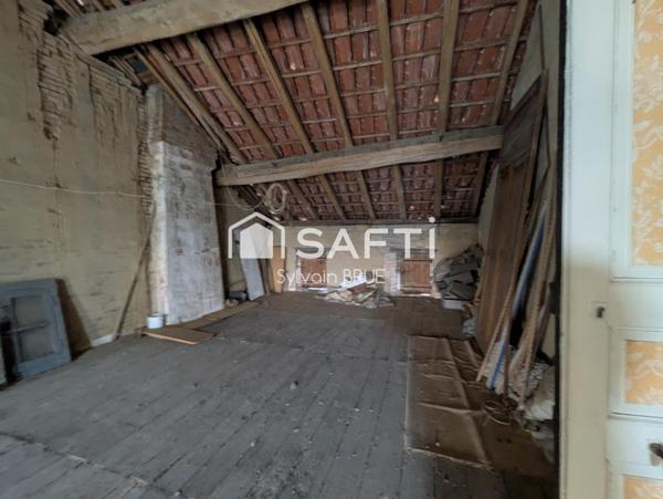 Immeuble de village à rénover