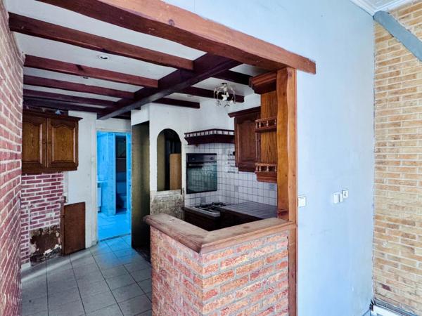 ST OMER Maison a rénover 100 M2