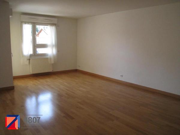 Appartement à louer à Roche-sur-Foron (74800)