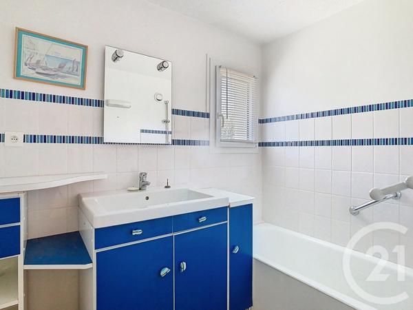 Appartement F2 Bis à vendre  3 pièces - 56,86 m2 ARZON - 56