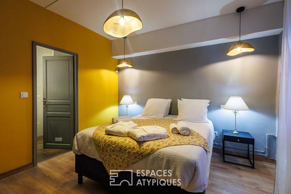 Hôtel particulier avec piscine et 4 appartements indépendants à Montélimar