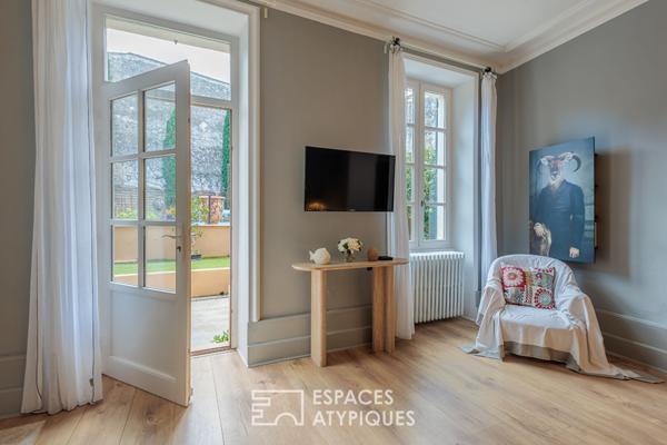 Hôtel particulier avec piscine et 4 appartements indépendants à Montélimar