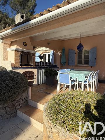 Maison à vendre 7 pièces 180 m² Flassans-sur-Issole