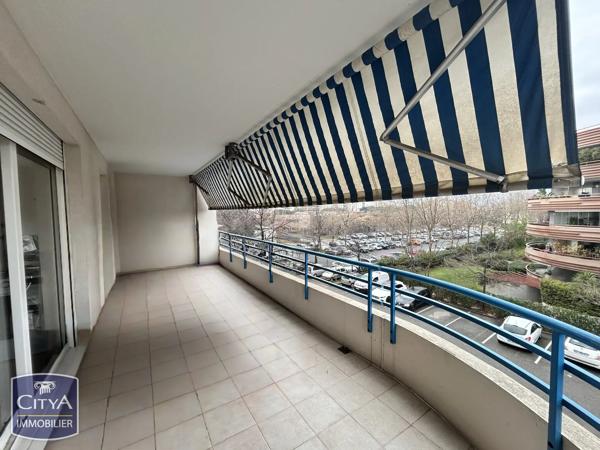 Appartement à vendre 3 pièces 54.12m² Fréjus (83600)