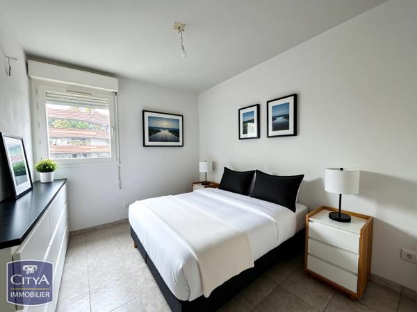 Appartement à vendre 3 pièces 54.12m² Fréjus (83600)