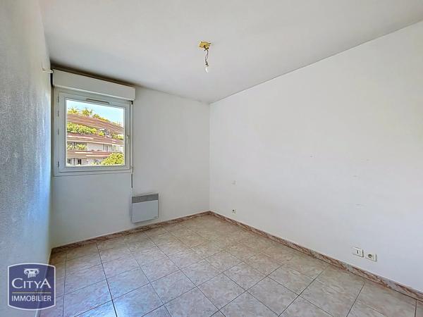 Appartement à vendre 3 pièces 54.12m² Fréjus (83600)