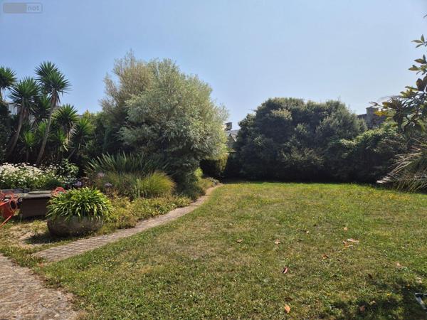 Maison de ville à vendre à Roscoff dans le Finistère (29680), ref : 29104-MAIS1108