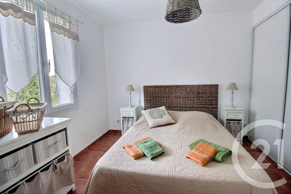 Maison à vendre  7 pièces - 142 m2 ROQUEBRUNE SUR ARGENS - 83