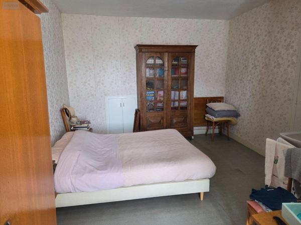 Maison de ville à vendre à Mayenne en Mayenne (53100), ref : 53075/FC62   
NOTRE DAME