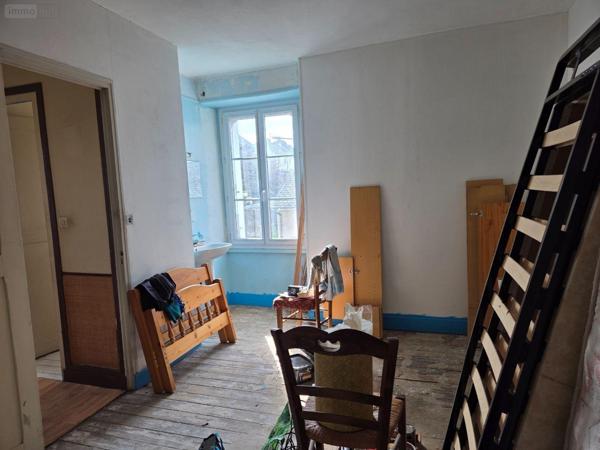 Maison de ville à vendre à Mayenne en Mayenne (53100), ref : 53075/FC62   
NOTRE DAME