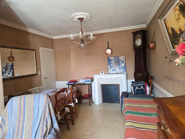 Maison de ville à vendre à Mayenne en Mayenne (53100), ref : 53075/FC62   
NOTRE DAME