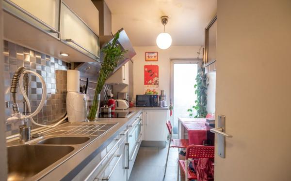 Appartement à vendre    3 pièces • 70,90 m2 Joinville-le-Pont