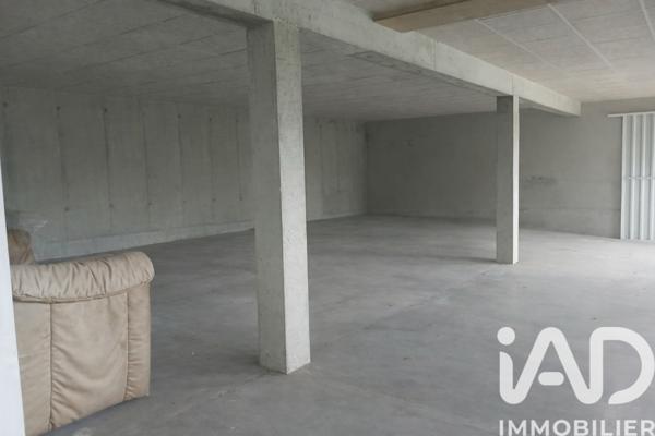 Parking à vendre 170 m² Champforgeuil
