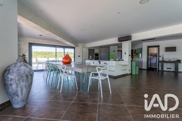 Maison à vendre 7 pièces 400 m² Mondragon
