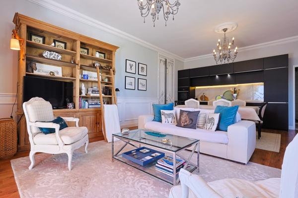 Hyères (83400) Appartement T3 d'exception avec piscine, tennis, vue mer