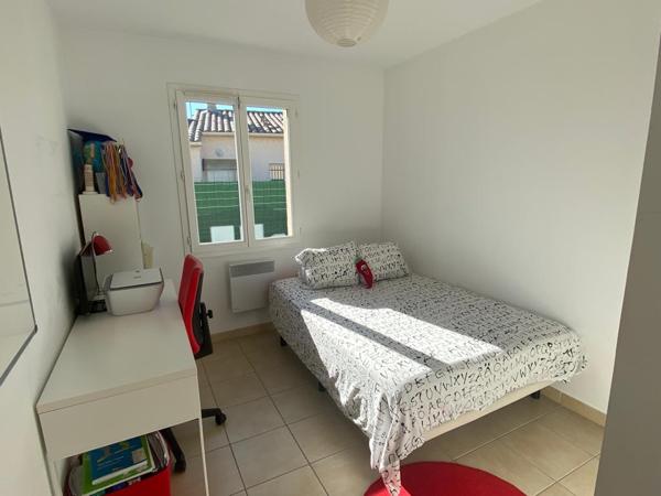 Maison T4 avec terrasse et garage. - Manosque - Réf. 474