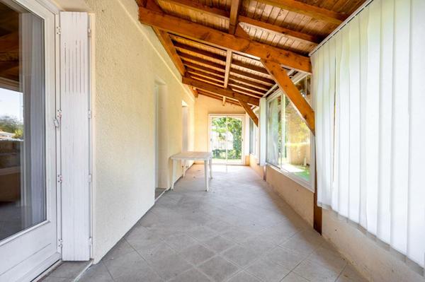 Maison familiale à Tresse Centre, 147m2 et garage 30m2