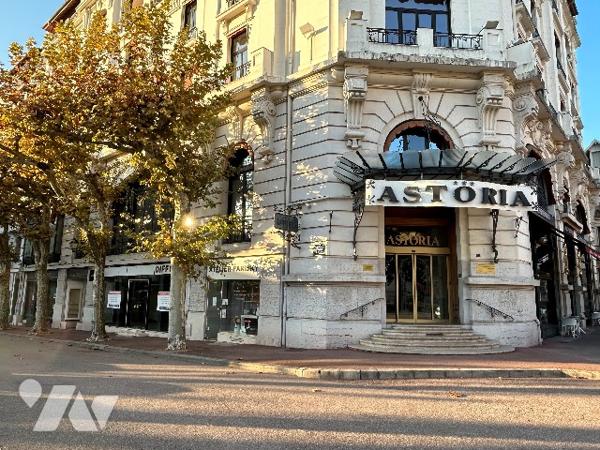 AIX-LES-BAINS - Droit au bail Local commercial