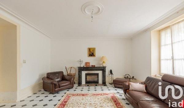 Maison à vendre 10 pièces 362 m² Bayonville-sur-Mad