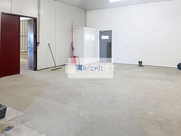 Location local commercial Montech - 675 m² - 2 800 €/mois