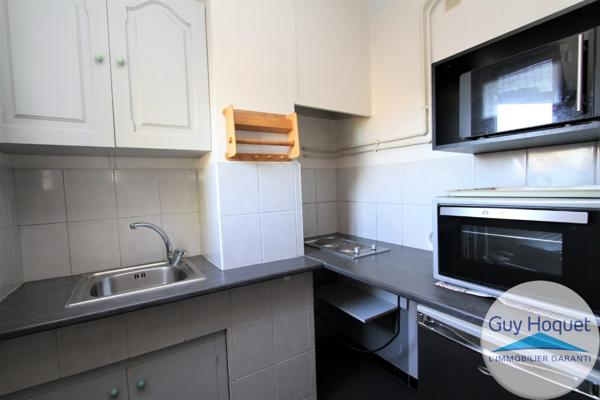 A louer - Studio meublé à l'année - Canet en Roussillon + parking