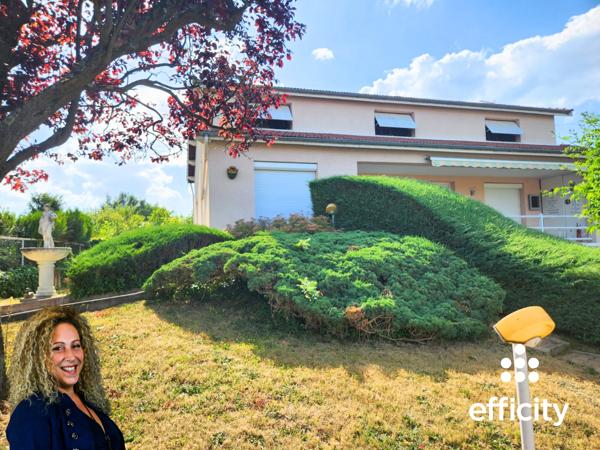 Maison
         6 pièces
        - 142 m² Exclusivité 245 000 € *