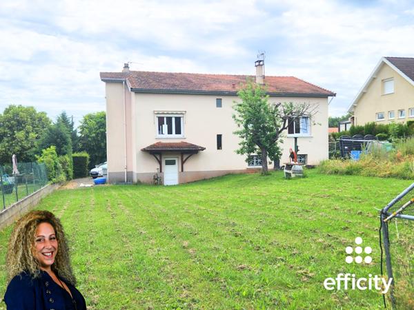 Maison
         6 pièces
        - 142 m² Exclusivité 245 000 € *