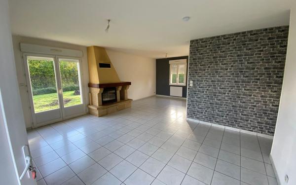 Maison à louer    4 pièces •  Coulimer