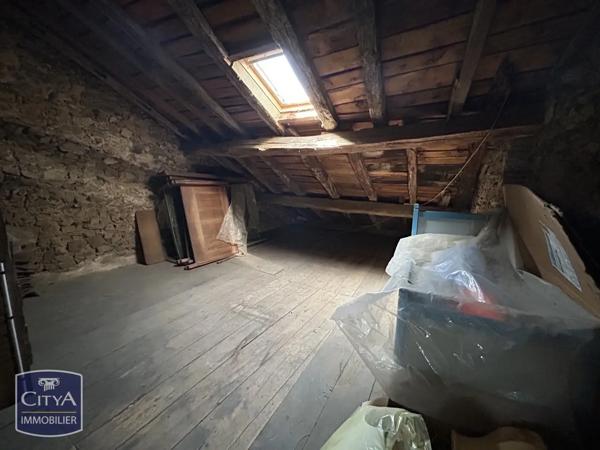 Maison à vendre 4 pièces 102m² Bellac (87300)