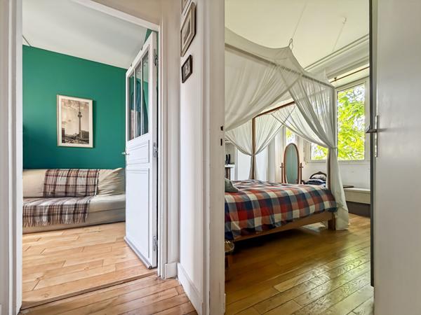 Appartement Montreuil 3 pièce(s) 65,63 m2 avec grenier au dessus et  cave